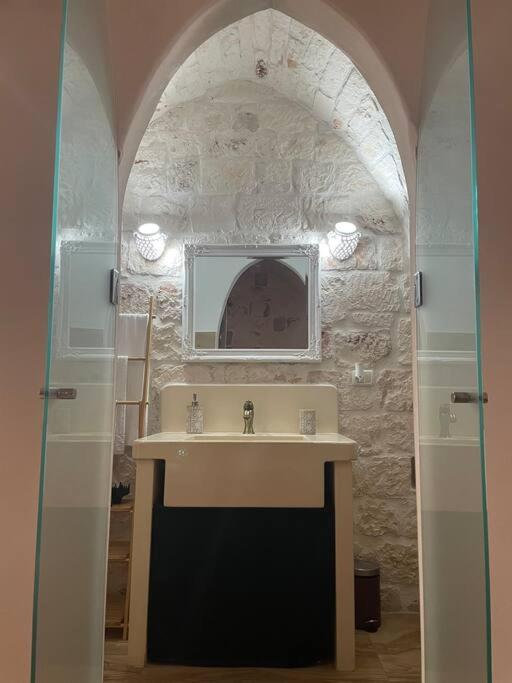 Petra Bianca Suite Ostuni Esterno foto