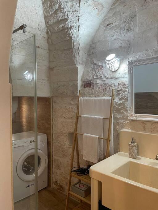Petra Bianca Suite Ostuni Esterno foto